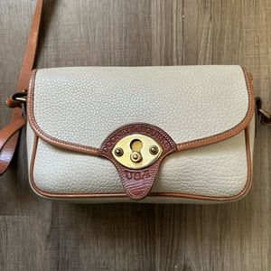 RARE Vintage Dooney& Bourke All Weather Calvary Crossbody in Bone